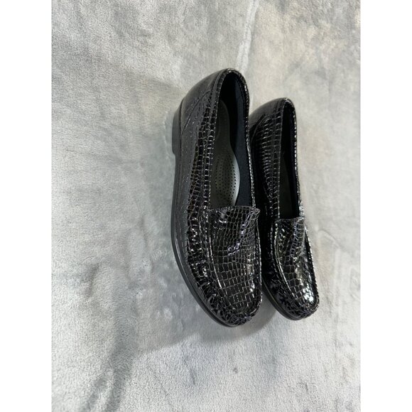 SAS women's size 7.5 M black patent leather comfort slip on loafers Alligator pr - Picture 9 of 16